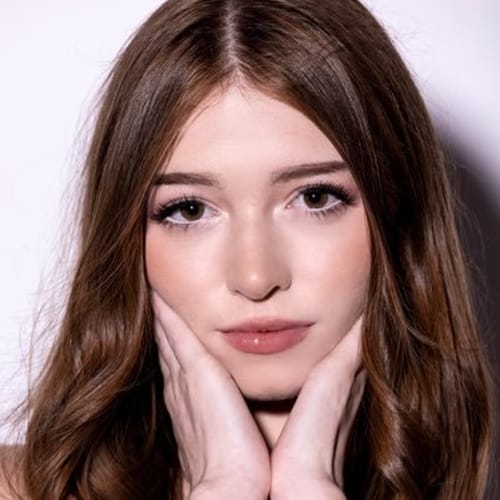 Myra Moans Myra Moans