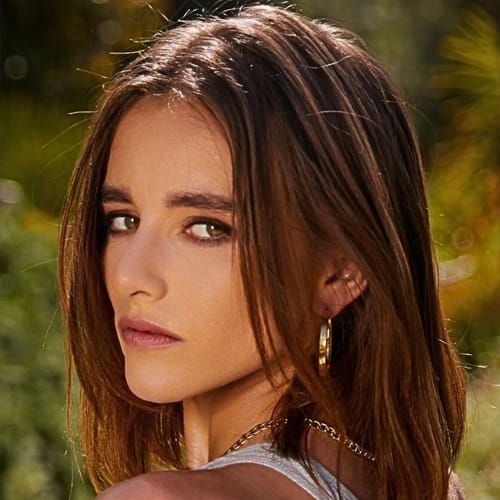 Ariana Cortez Ariana Cortez