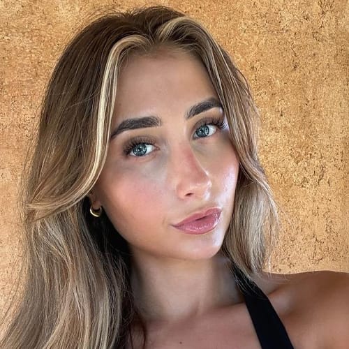 Lily Phillips Lily Phillips